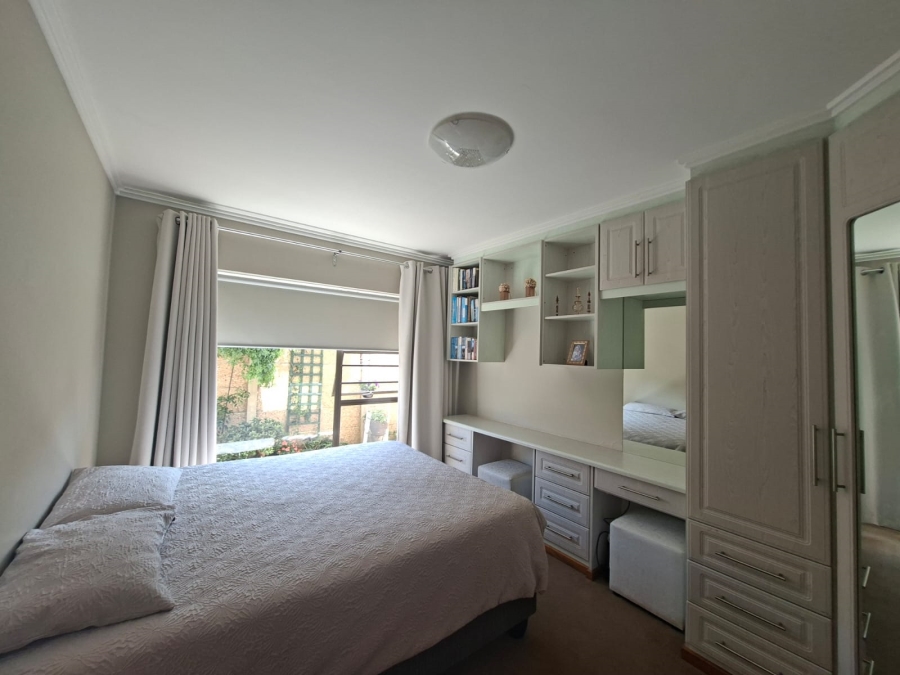 6 Bedroom Property for Sale in Da Nova Western Cape